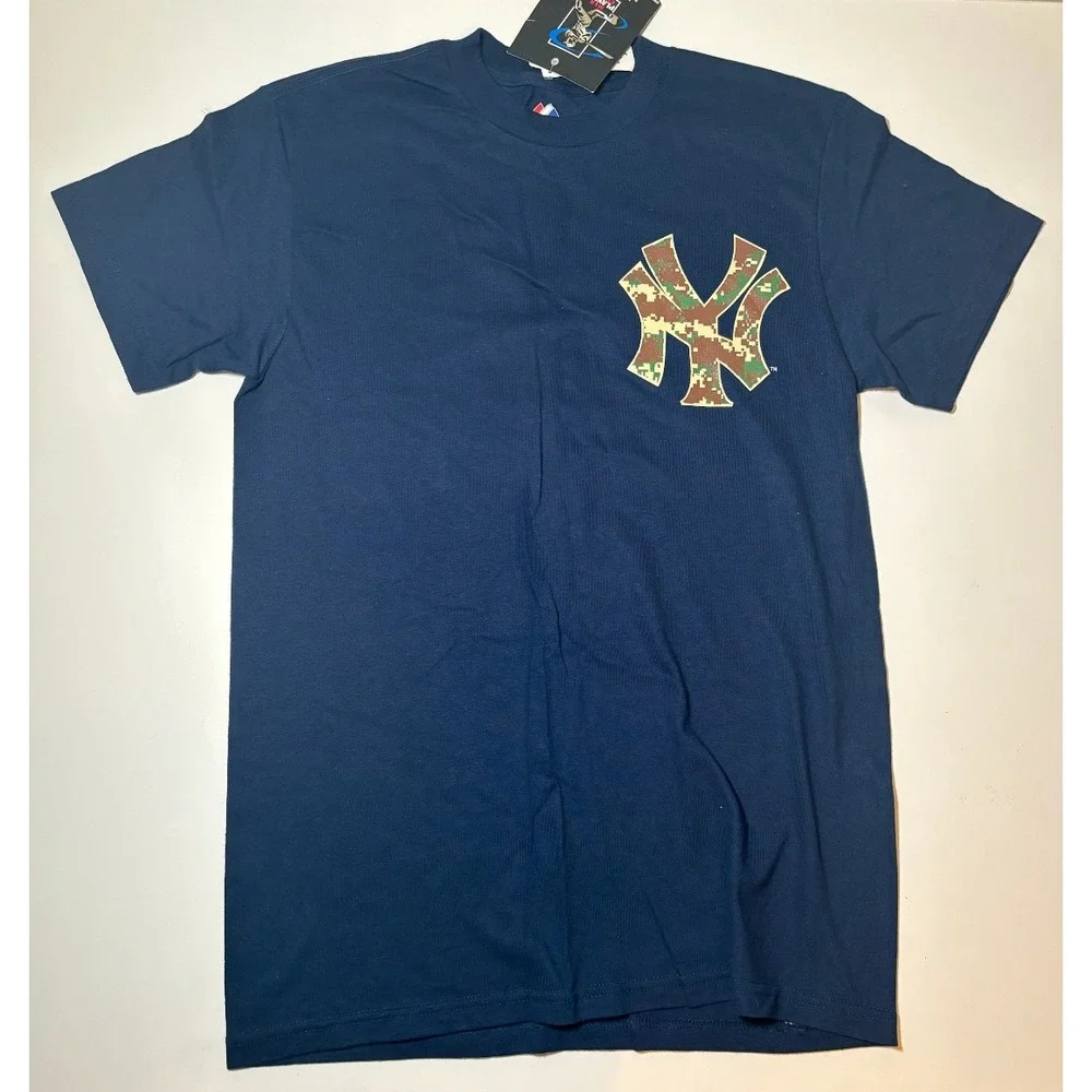 Vintage Derek Jeter Majestic Yankees T-Shirt | Camo | NWT | Small